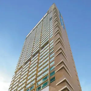 Ramada Harbour View Hotell