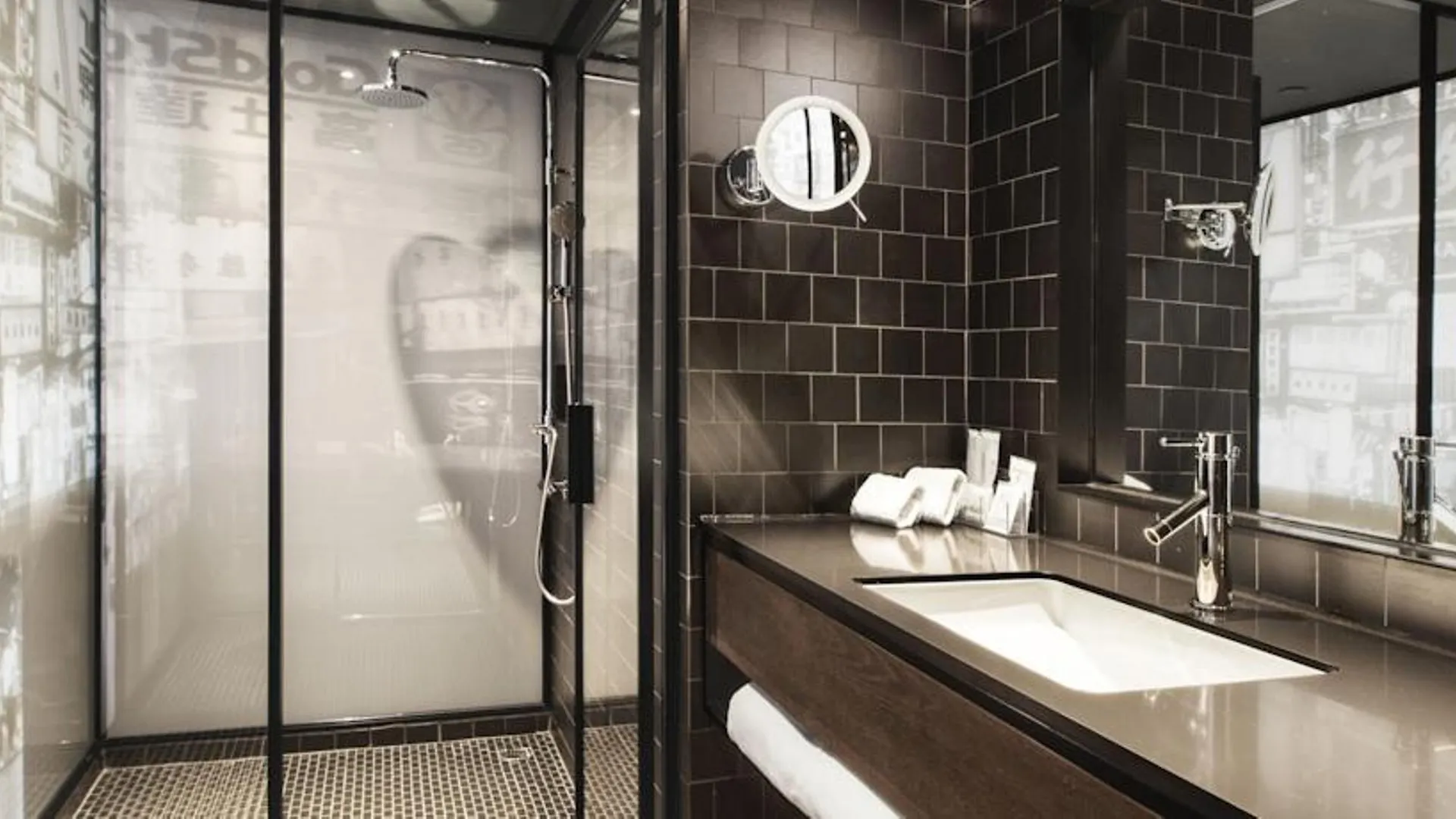 Pentahotel Hong Kong, Kowloon 4*,